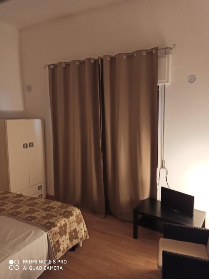 Rooms Center Wolf - Matrimoniale E Comunicanti Matera Exterior foto