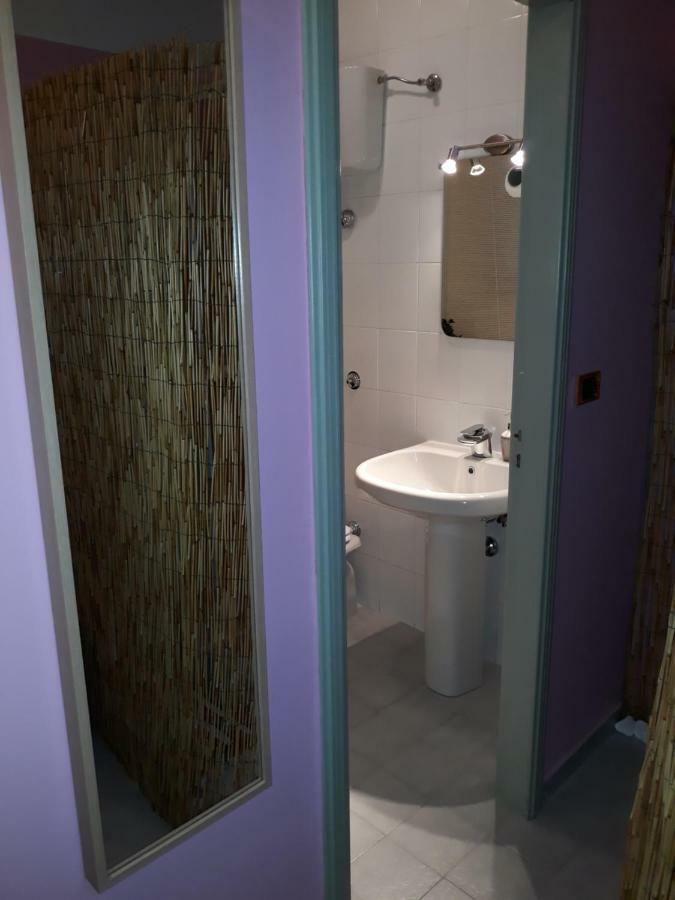 Rooms Center Wolf - Matrimoniale E Comunicanti Matera Exterior foto
